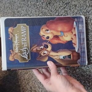 Walt Disney Lady In The Tramp VHS tape